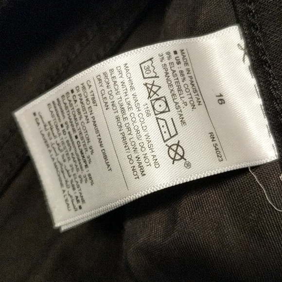 Old Navy Rockstar super skinny jeans - Picture 8 of 8